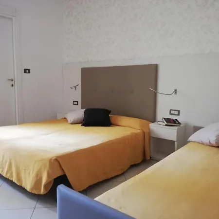 Hotel Metropol فندق سوتّومارينا