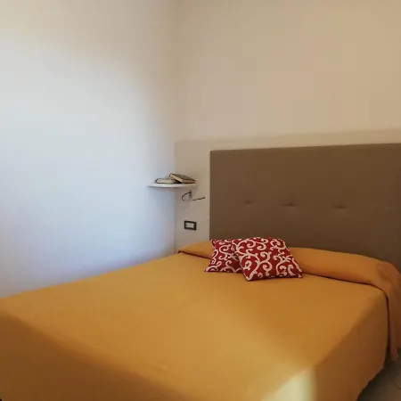 מלון Hotel Metropol