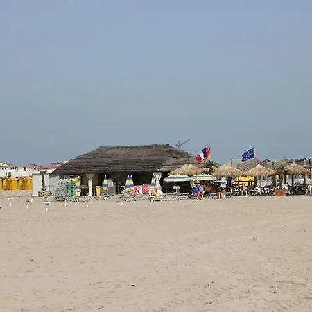 מלון Hotel Metropol 3*