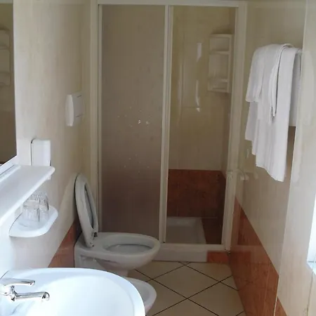 فندق Hotel Metropol سوتّومارينا