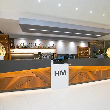 Hotel Metropol מלון