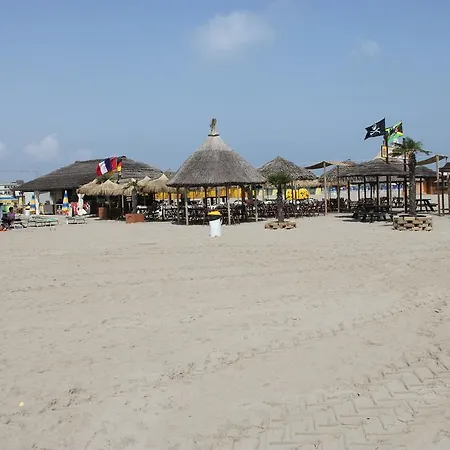 Hotel Metropol 3* סוטומרינה