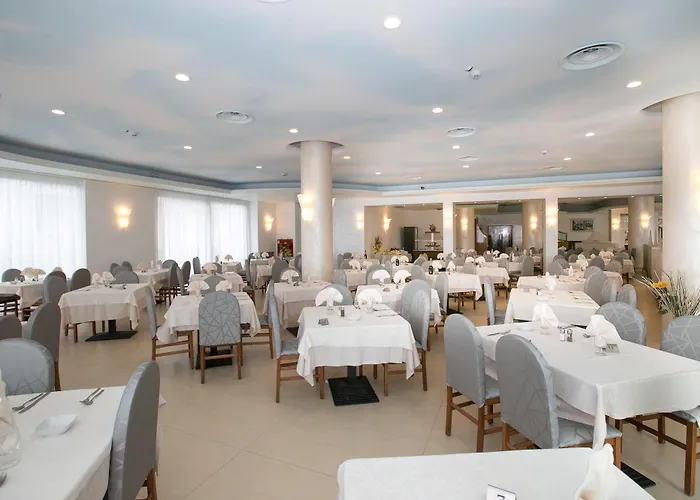 Ξενοδοχείο Hotel Metropol 3*