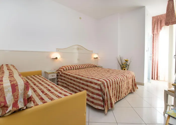 Hotel Metropol Ξενοδοχείο 3*